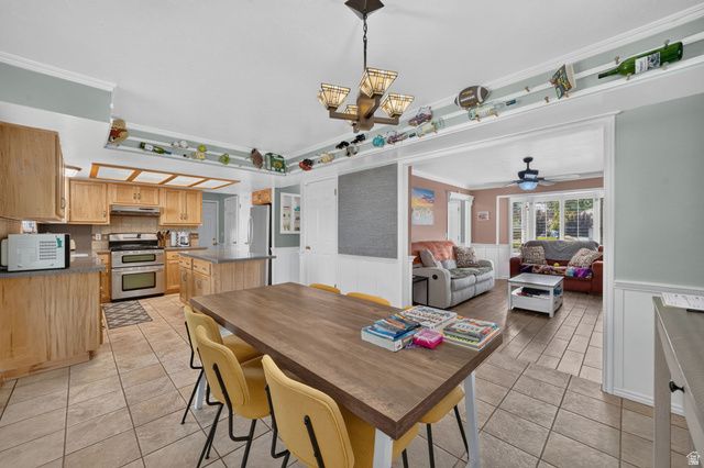 5695 S INWOOD DR, Taylorsville, UT 84129