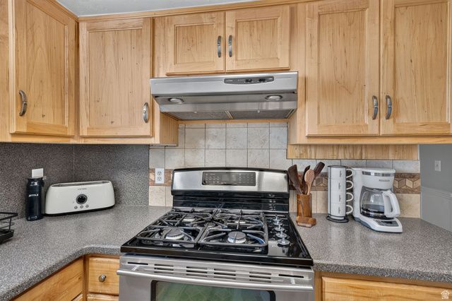 5695 S INWOOD DR, Taylorsville, UT 84129