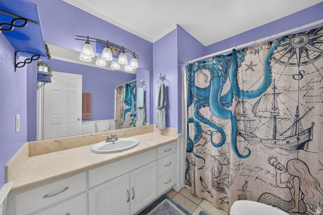 5695 S INWOOD DR, Taylorsville, UT 84129