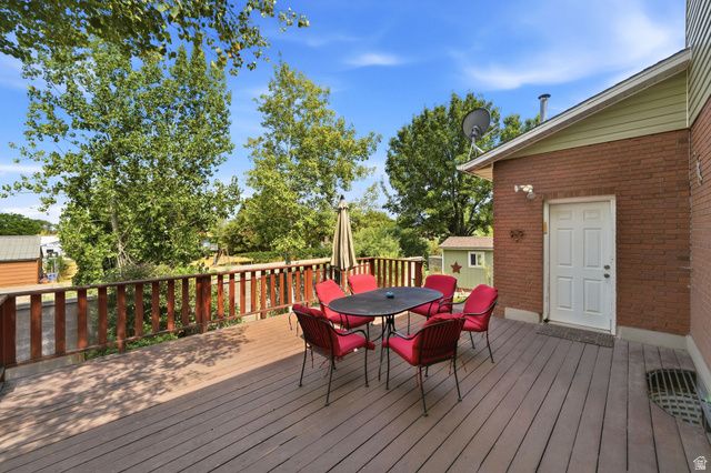 5695 S INWOOD DR, Taylorsville, UT 84129