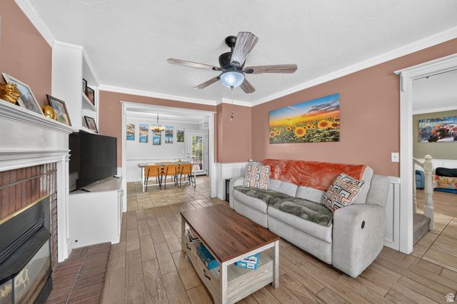 5695 S INWOOD DR, Taylorsville, UT 84129