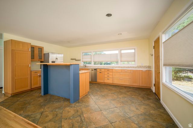 3385 E GREGSON AVE, Salt Lake City, UT 84109