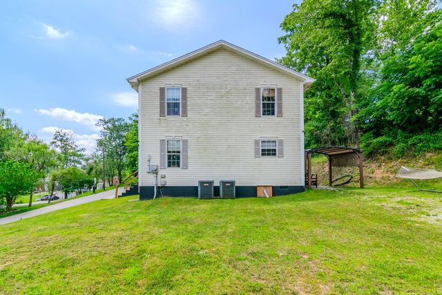 103 Boreing Drive, London, KY 40741
