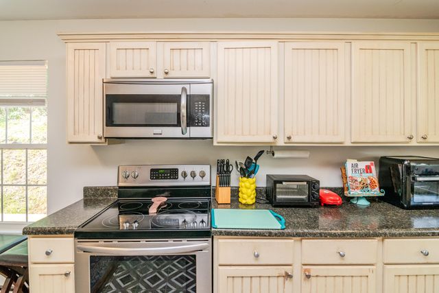 103 Boreing Drive, London, KY 40741
