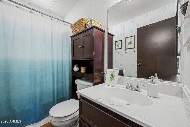 2535 E ORAIBI Drive, Phoenix, AZ 85050