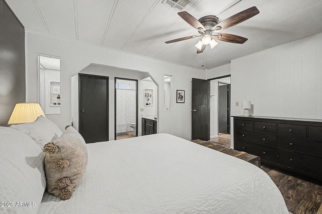 2535 E ORAIBI Drive, Phoenix, AZ 85050
