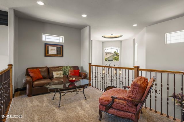 6389 Rey Del Sierra Drive, Sparks, NV 89436