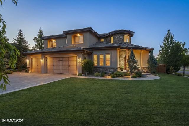 6389 Rey Del Sierra Drive, Sparks, NV 89436