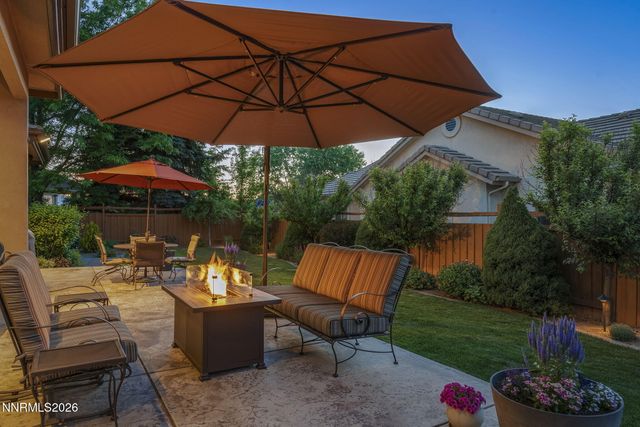 6389 Rey Del Sierra Drive, Sparks, NV 89436