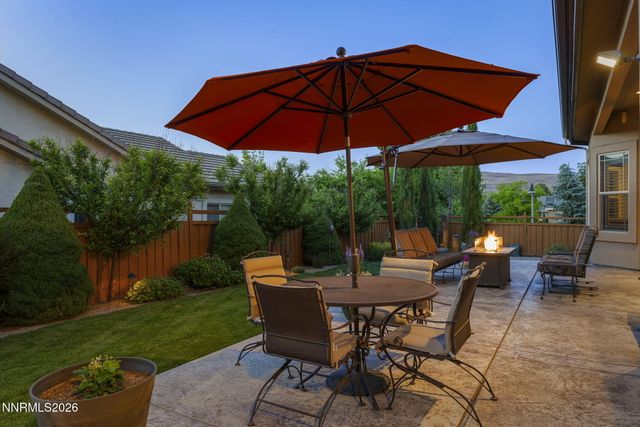 6389 Rey Del Sierra Drive, Sparks, NV 89436