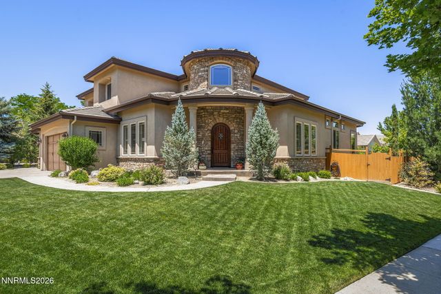 6389 Rey Del Sierra Drive, Sparks, NV 89436