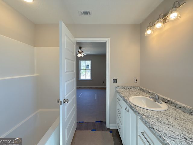 4348 Deloach Church Road, Claxton, GA 30417