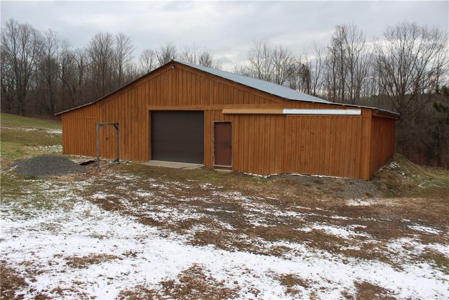 99 Pine Valley Road, Catlin, NY 14872