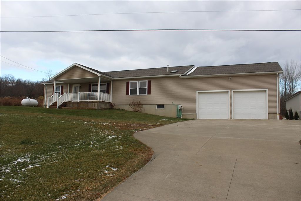 99 Pine Valley Road, Catlin, NY 14872