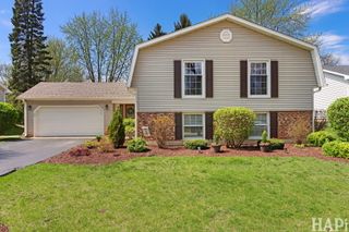 38 Chelsea Lane, Cary, IL 60013