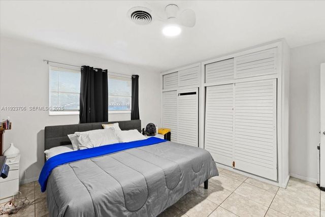 1541 NW 63rd Ave, Sunrise, FL 33313