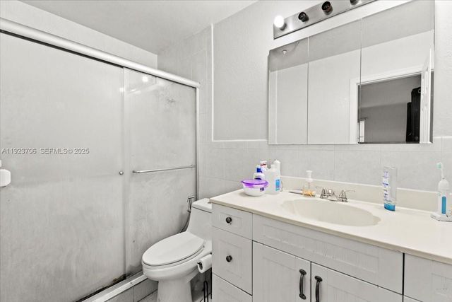 1541 NW 63rd Ave, Sunrise, FL 33313