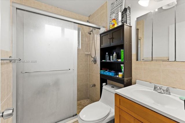 1541 NW 63rd Ave, Sunrise, FL 33313