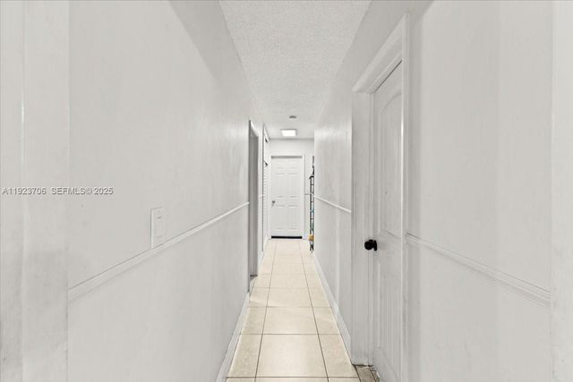 1541 NW 63rd Ave, Sunrise, FL 33313