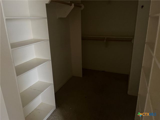 111 Village Green, Victoria, TX 77904