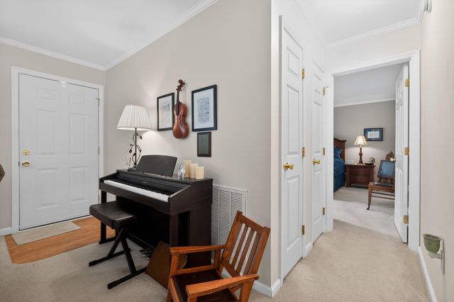 222 Greenwood LN SE, Copper Hill, VA 24079