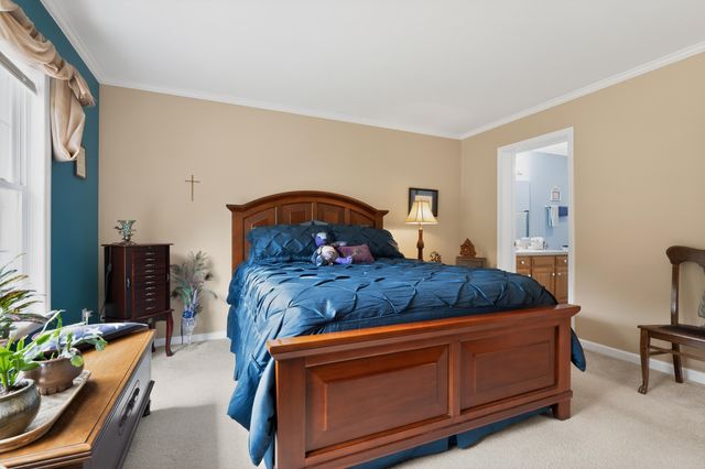 222 Greenwood LN SE, Copper Hill, VA 24079