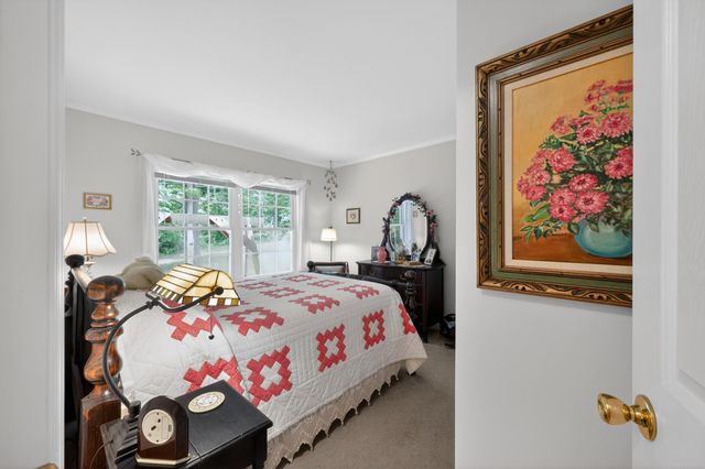 222 Greenwood LN SE, Copper Hill, VA 24079