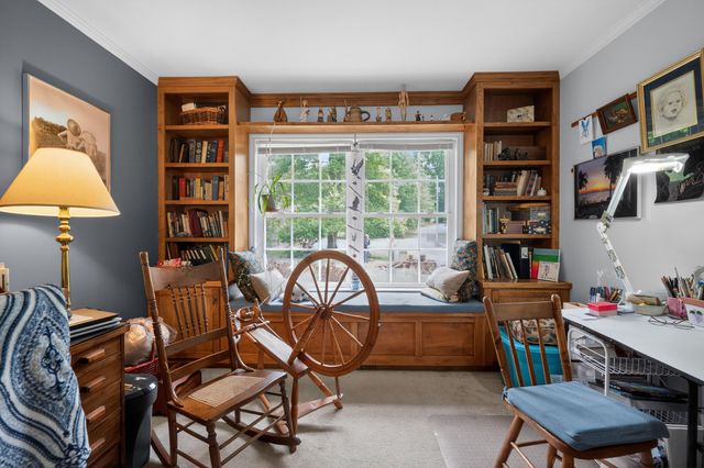 222 Greenwood LN SE, Copper Hill, VA 24079