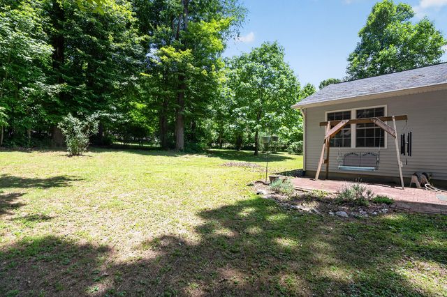 222 Greenwood LN SE, Copper Hill, VA 24079