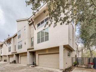 5219 Kiam Street F, Houston, TX 77007