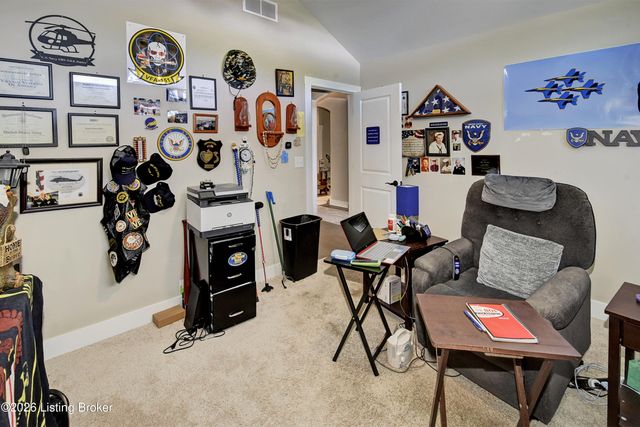 7911 Cultivator Ct, Louisville, KY 40291