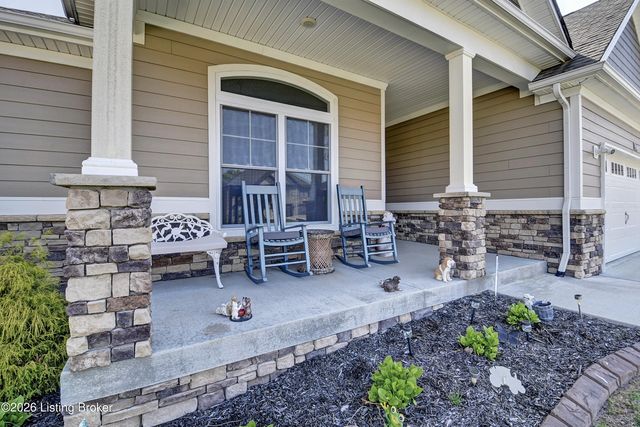 7911 Cultivator Ct, Louisville, KY 40291