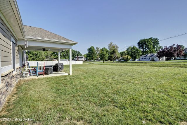 7911 Cultivator Ct, Louisville, KY 40291
