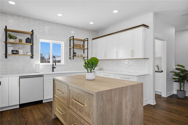 66 Parma Center Road, Parma, NY 14468