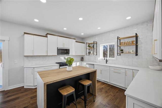 66 Parma Center Road, Parma, NY 14468