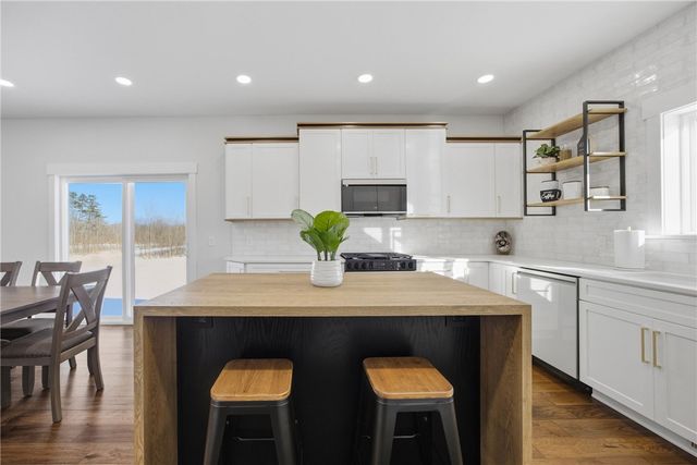 66 Parma Center Road, Parma, NY 14468