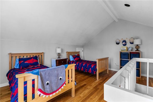 391 Valley Road, Middletown, RI 02842