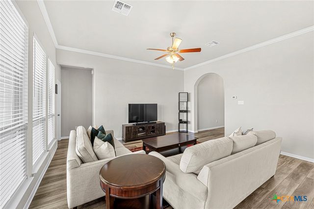 6141 Wheaton Loop, Temple, TX 76502