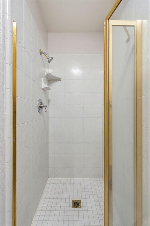 Image 27 of property listing at 1542 E Alluvial Avenue # 258, Fresno, CA 93720