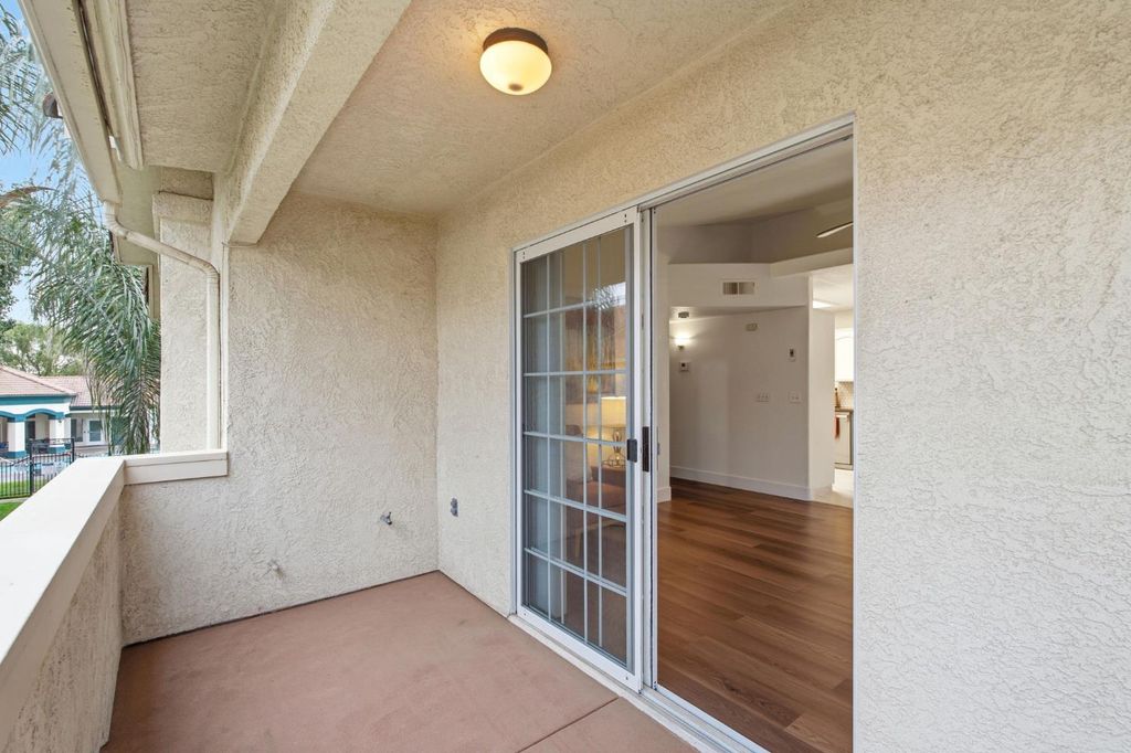 Image 33 of property listing at 1542 E Alluvial Avenue # 258, Fresno, CA 93720
