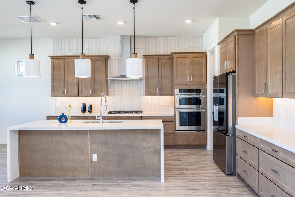 7550 W GELDING Drive, Peoria, AZ 85381 — photo 3