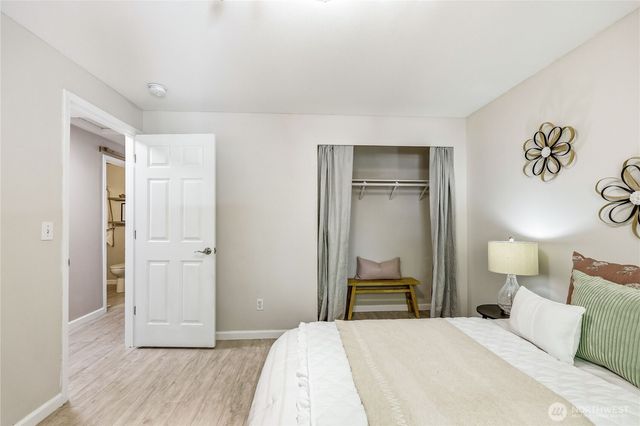 19188 Megger Circle NE, Poulsbo, WA 98370