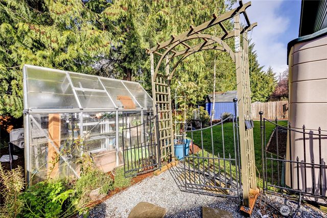 19188 Megger Circle NE, Poulsbo, WA 98370