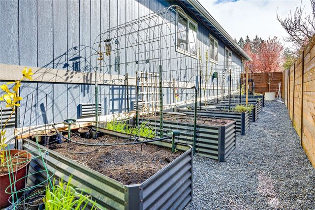 19188 Megger Circle NE, Poulsbo, WA 98370