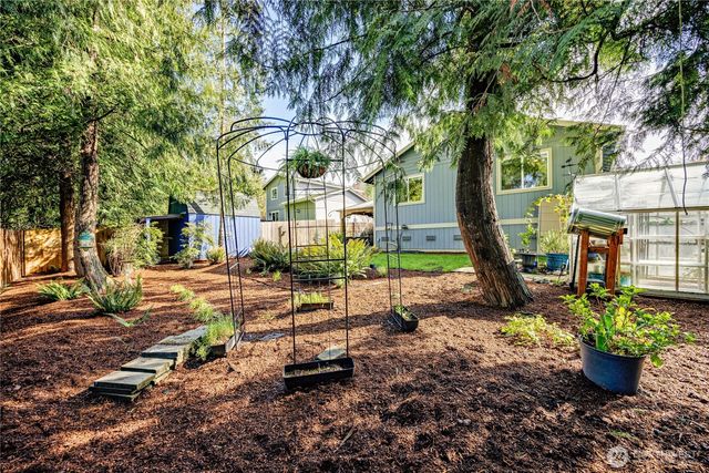 19188 Megger Circle NE, Poulsbo, WA 98370