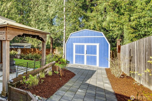 19188 Megger Circle NE, Poulsbo, WA 98370