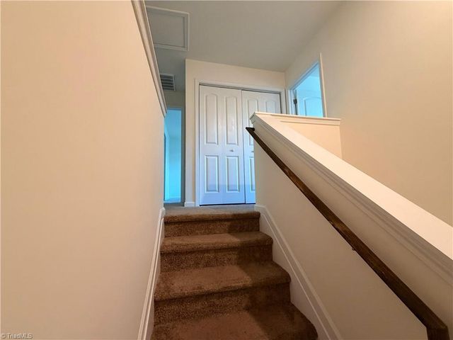 948 Brentwood Park Lane, Rural Hall, NC 27045