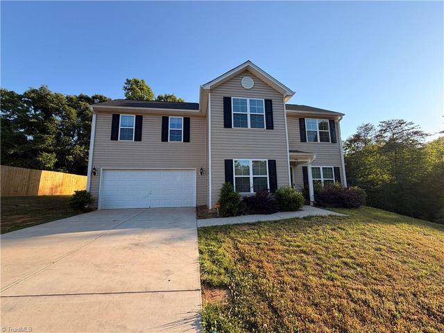 948 Brentwood Park Lane, Rural Hall, NC 27045