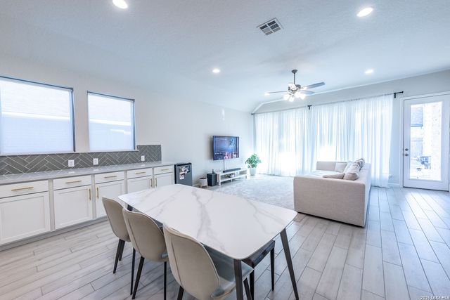 14336 Apache Wells, San Antonio, TX 78254