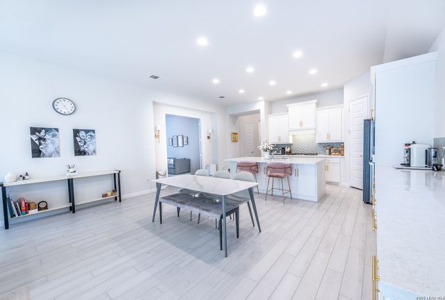 14336 Apache Wells, San Antonio, TX 78254